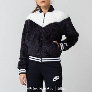 Nike Women's Black White Sherpa Long Sleeve Thermal Bomber Jacket Size XS